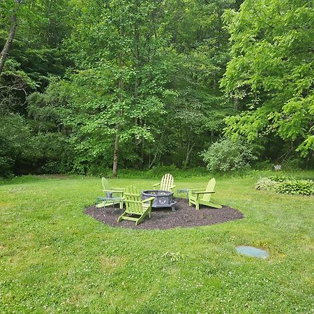 Frog Hollow At Hocking Vacations Logan Buitenkant foto