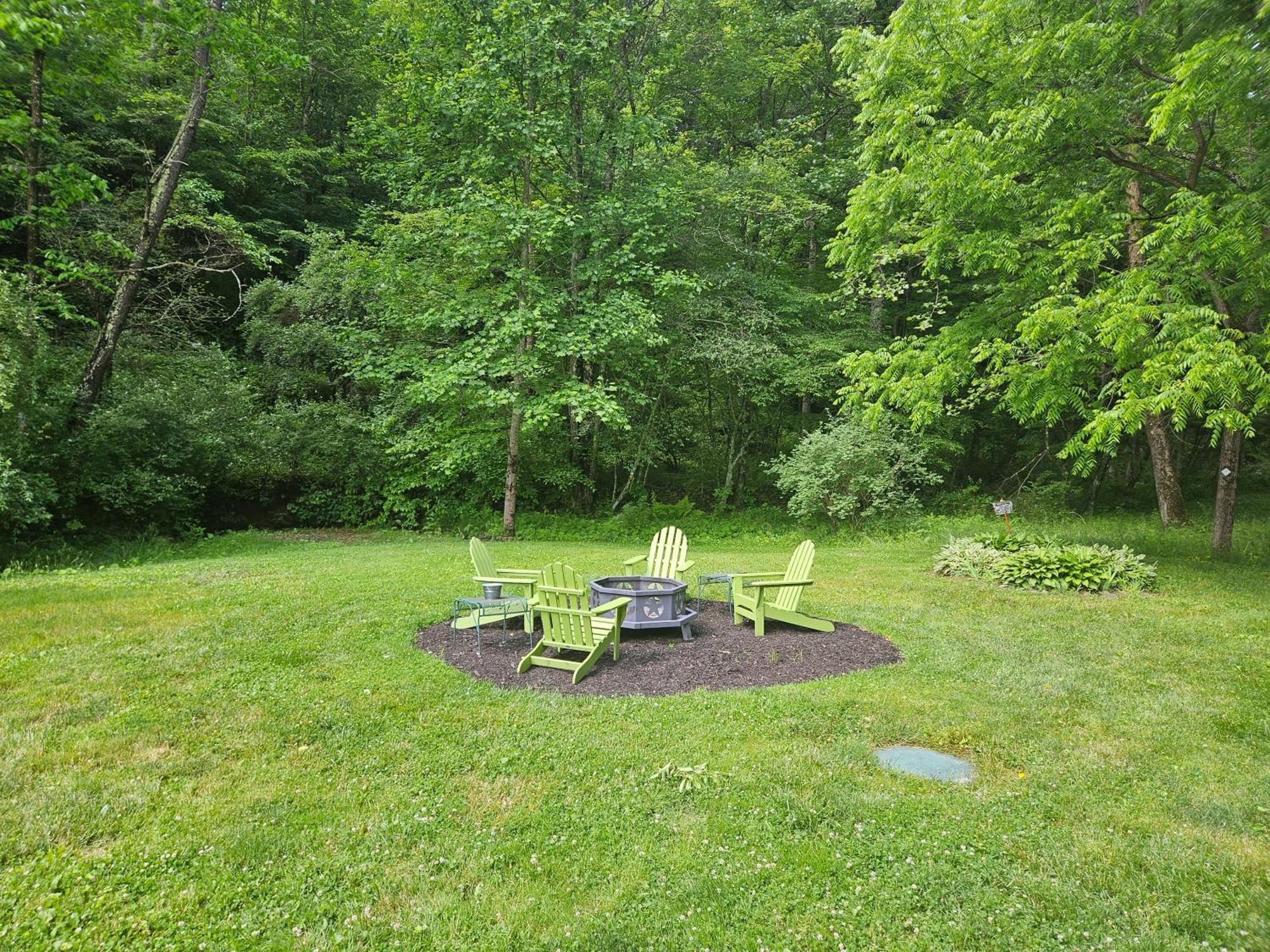 Frog Hollow At Hocking Vacations Logan Buitenkant foto